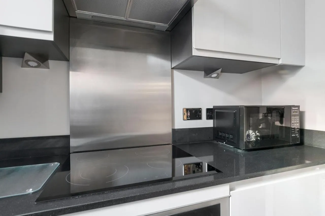 Cosy Holiday Apartment In Edinburgh City Centre, Rose Street